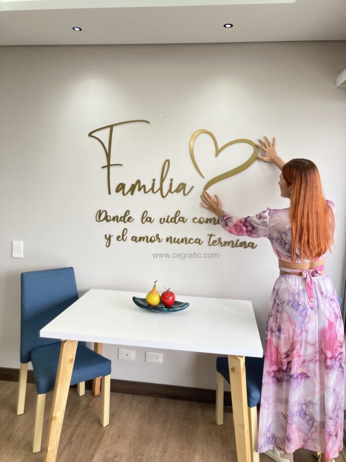 Frase Familia donde la vida comienza y el amor nunca termina. - Image 2