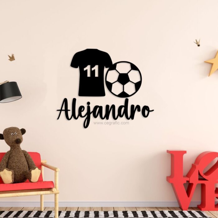 Figura camiseta futbol con balón. Nombre y número personalizado