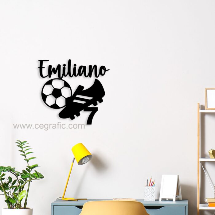 Figura guayo y balón de futbol con nombre y número personalizado