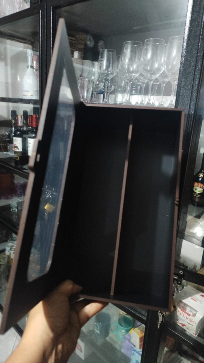 Caja de vino con división en la mitad (NEGRO)