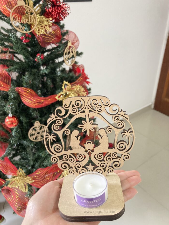 Porta vela pesebre con velita. - Image 2